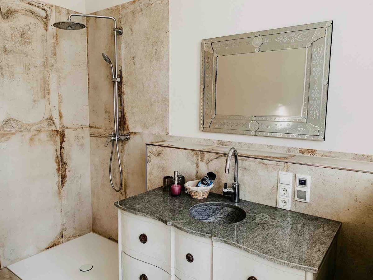 Bad im Schloss Brandis Appartement 1